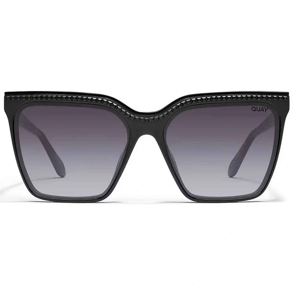 QUAY Level Up Bling Sunglasses Black Frame Black Gradient Lens Crystals New - Picture 4 of 14